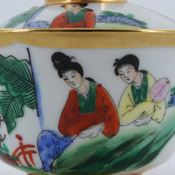 Antique Famille-Rose Porcelain Beauty Design Hand-Painted Gaiwan