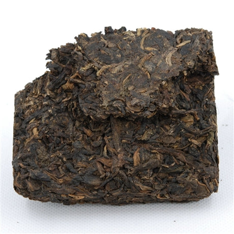 Pu-Erh Tea Brick, Yi Wu Mountain, Kunming Tea Factory, 1998 (Green/Sheng/Raw)